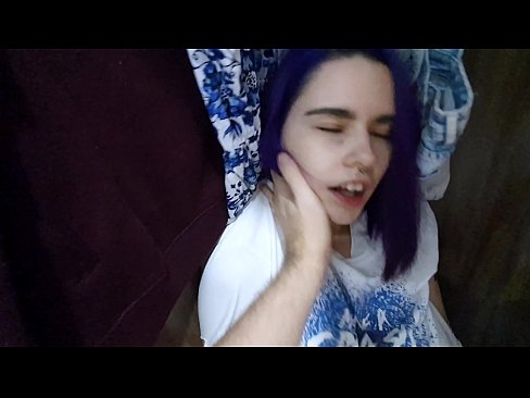 ❤️ माझ्या बहिणीला कोठडीत सापडले आणि तिला मदत केली ❤️  mr.8kpornvids.ru वर  ❌️❤